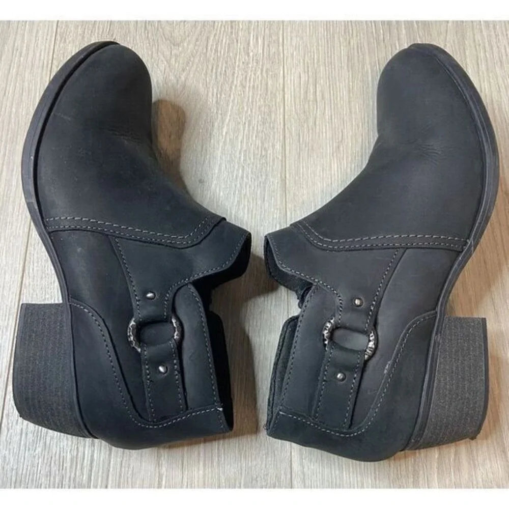 Clarks Boots Womens 9 Black‎ Charlten Grace Ankle Harness Zip Booties